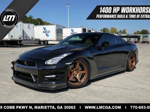 Used 2015 Nissan GT-R Premium AWD/4WD image 1