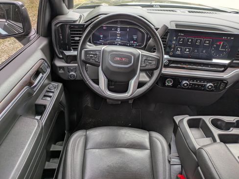 Used 2024 GMC Sierra 1500 SLT AWD/4WD image 14