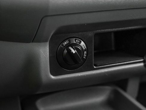 Used 2008 Nissan Frontier SE w/ SE Value Truck Pkg image 23