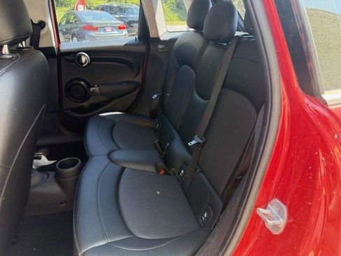 Used 2018 MINI Cooper 4-Door Hardtop FWD image 14