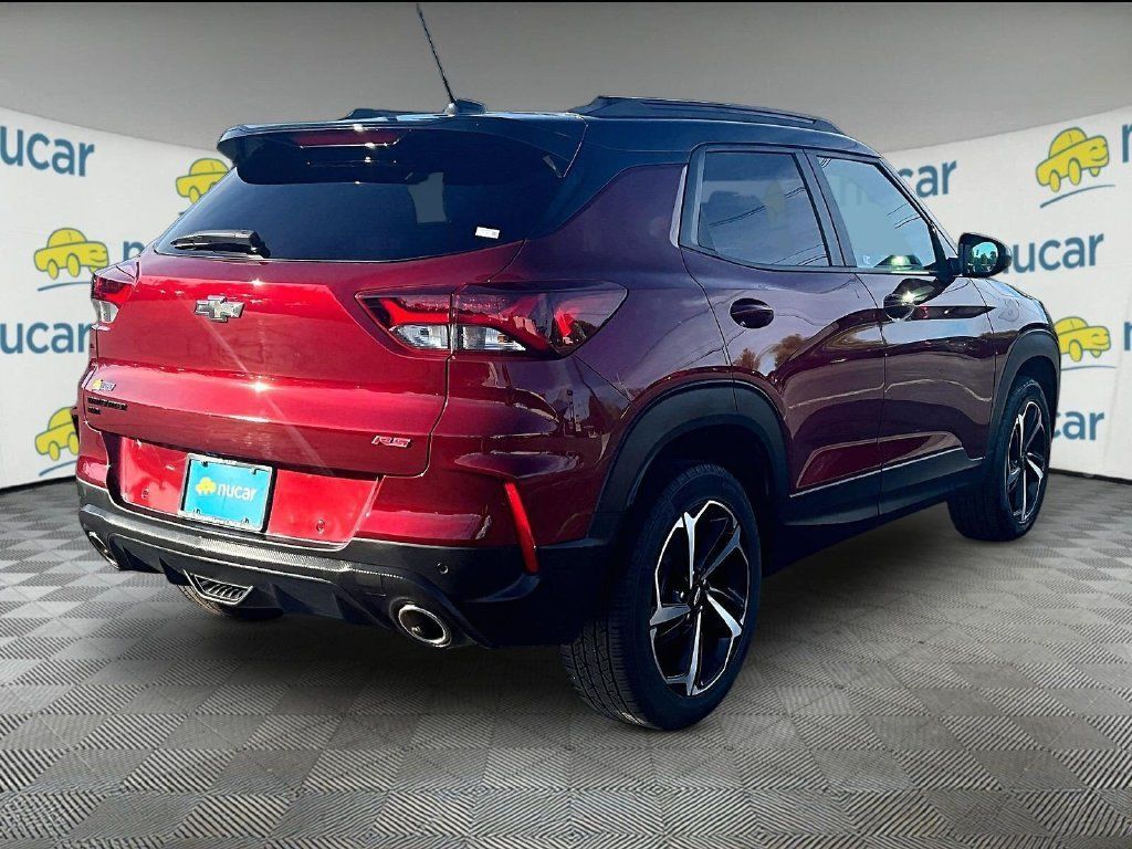 Used 2023 Chevrolet TrailBlazer RS w/ Sun and Liftgate Package AWD/4WD image 6