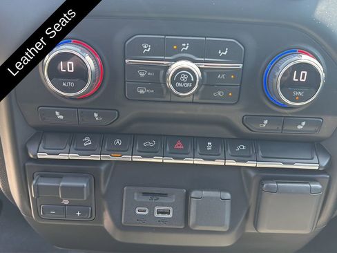 Used 2021 Chevrolet Silverado 1500 LT w/ Z71 Off-Road Package AWD/4WD image 21