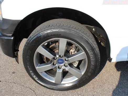 Used 2017 Ford F150 XL w/ XL Power Equipment Group AWD/4WD image 5