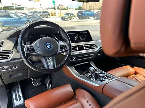 Used 2022 BMW X5 xDrive45e w/ M Sport Package AWD/4WD image 21