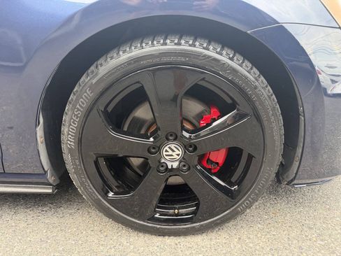 Used 2015 Volkswagen GTI S FWD image 14