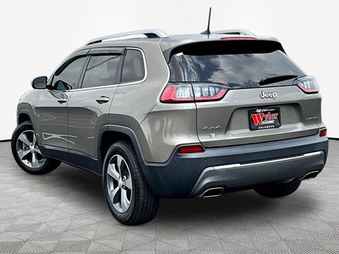 Used 2019 Jeep Cherokee Limited AWD/4WD image 4