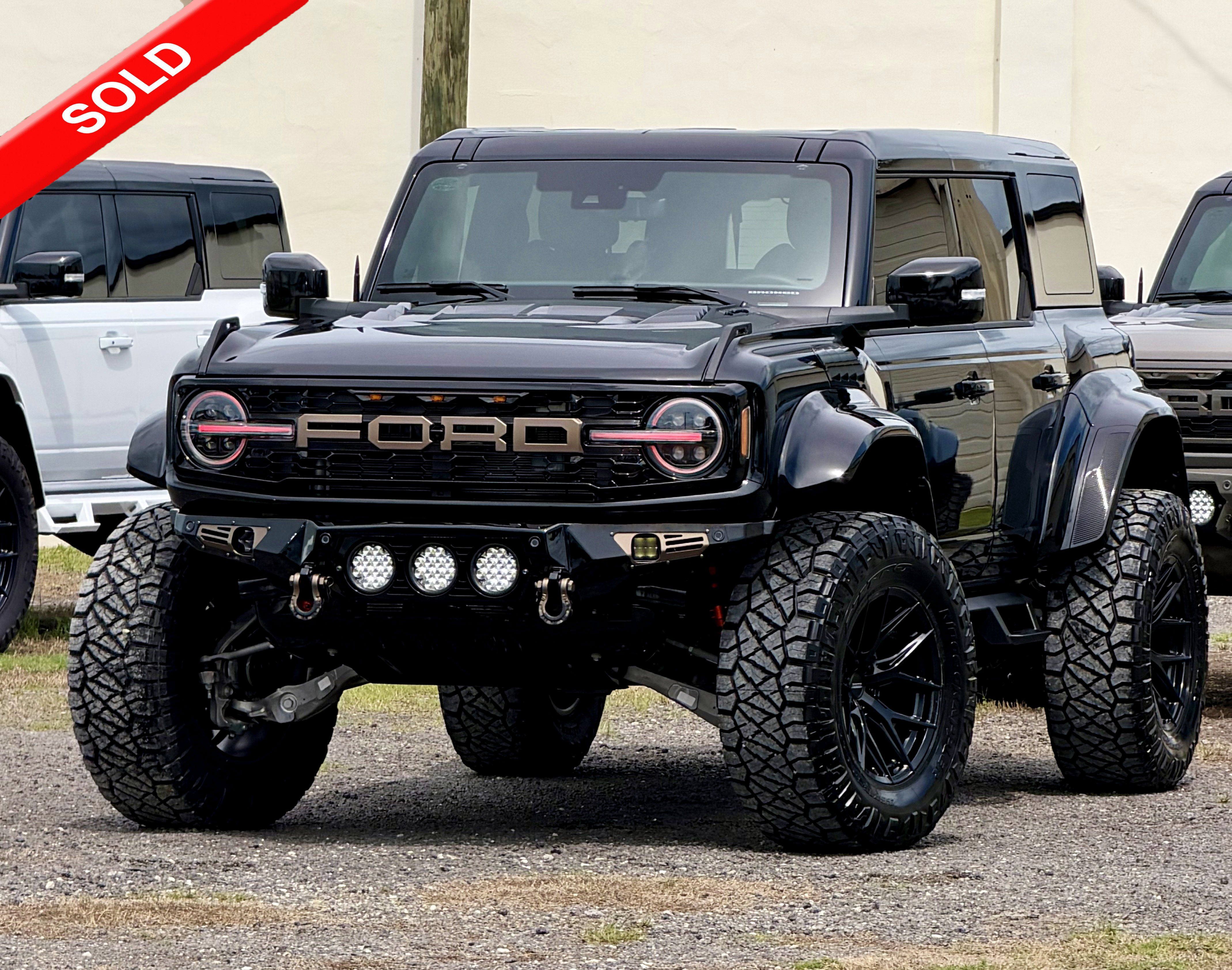 Used 2026 Ford Bronco Raptor AWD/4WD image 1