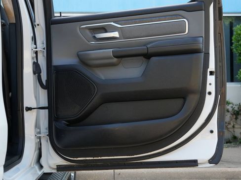 Used 2019 RAM 1500 Big Horn RWD image 40