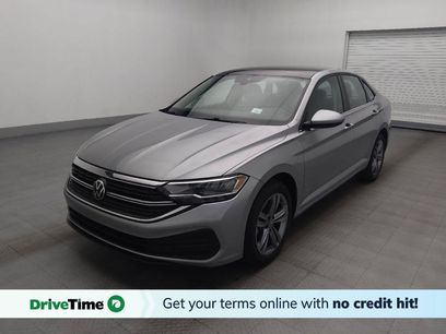 Used 2023 Volkswagen Jetta SE w/ Panoramic Sunroof Package