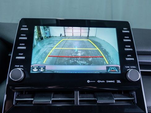 Used 2019 Toyota Avalon Touring image 25