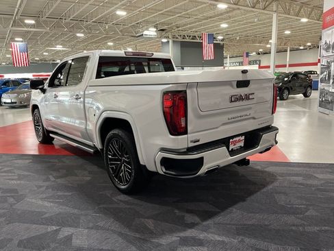 Used 2019 GMC Sierra 1500 Denali w/ Denali Ultimate Package AWD/4WD image 8