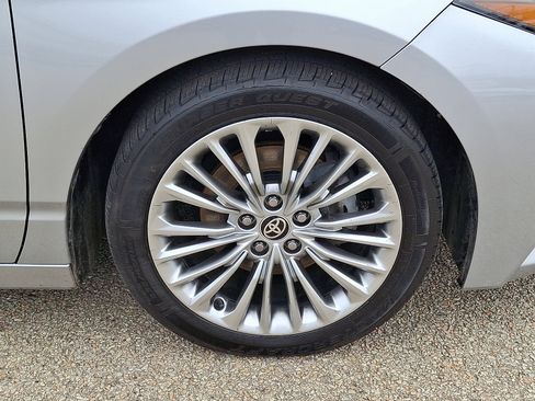 Certified 2020 Toyota Avalon Limited w/ Advanced Safety Package image 8