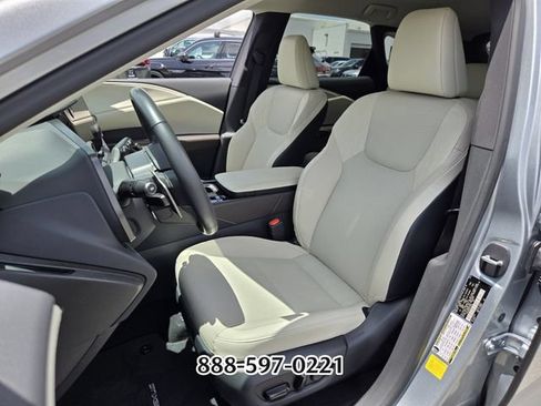 Used 2024 Lexus RX 350 FWD w/ Technology Package image 9
