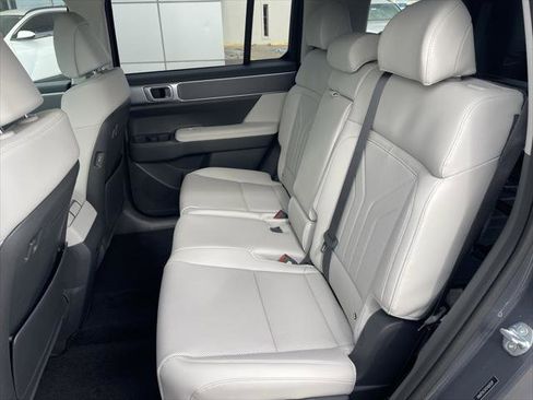 New 2025 Hyundai Santa Fe SEL image 11
