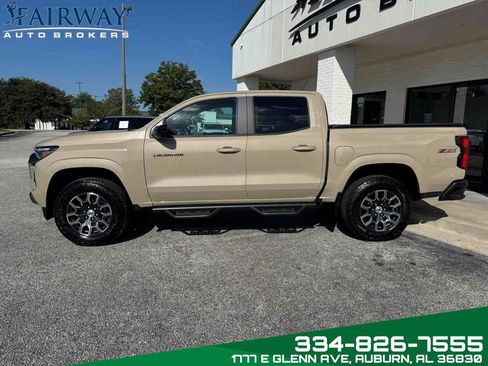 Used 2023 Chevrolet Colorado Z71 image 9