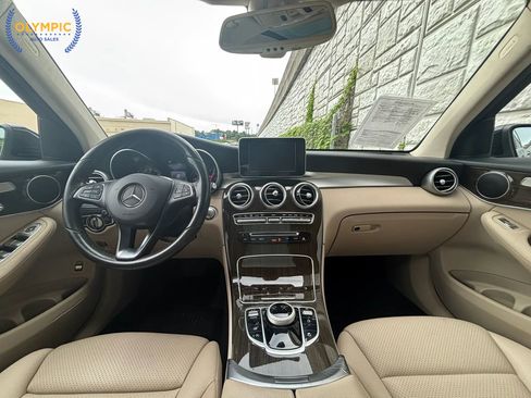 Used 2017 Mercedes-Benz GLC 300 w/ Premium 1 Package image 18