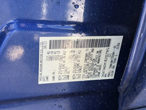 Used 2023 Nissan Rogue S image 33