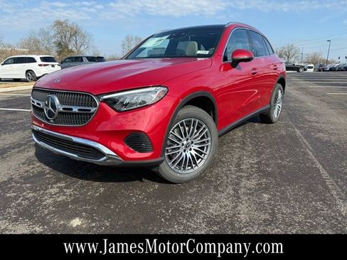 New 2026 Mercedes-Benz GLC 300 4MATIC image 1