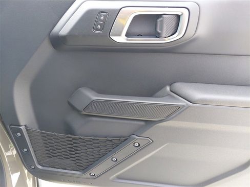 New 2025 Ford Bronco Badlands w/ Sasquatch Package image 18