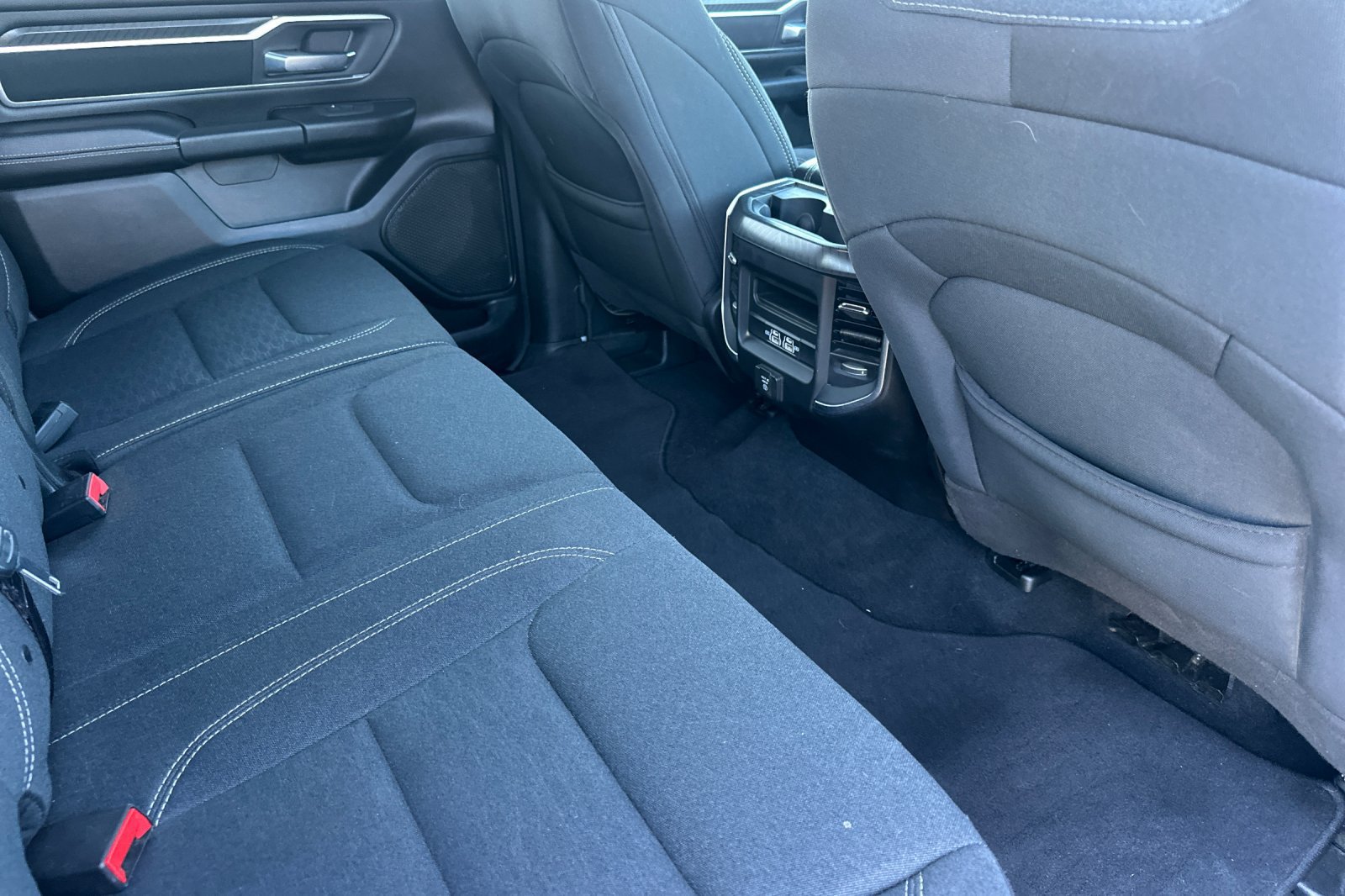 Used 2025 RAM 1500 Big Horn AWD/4WD image 17