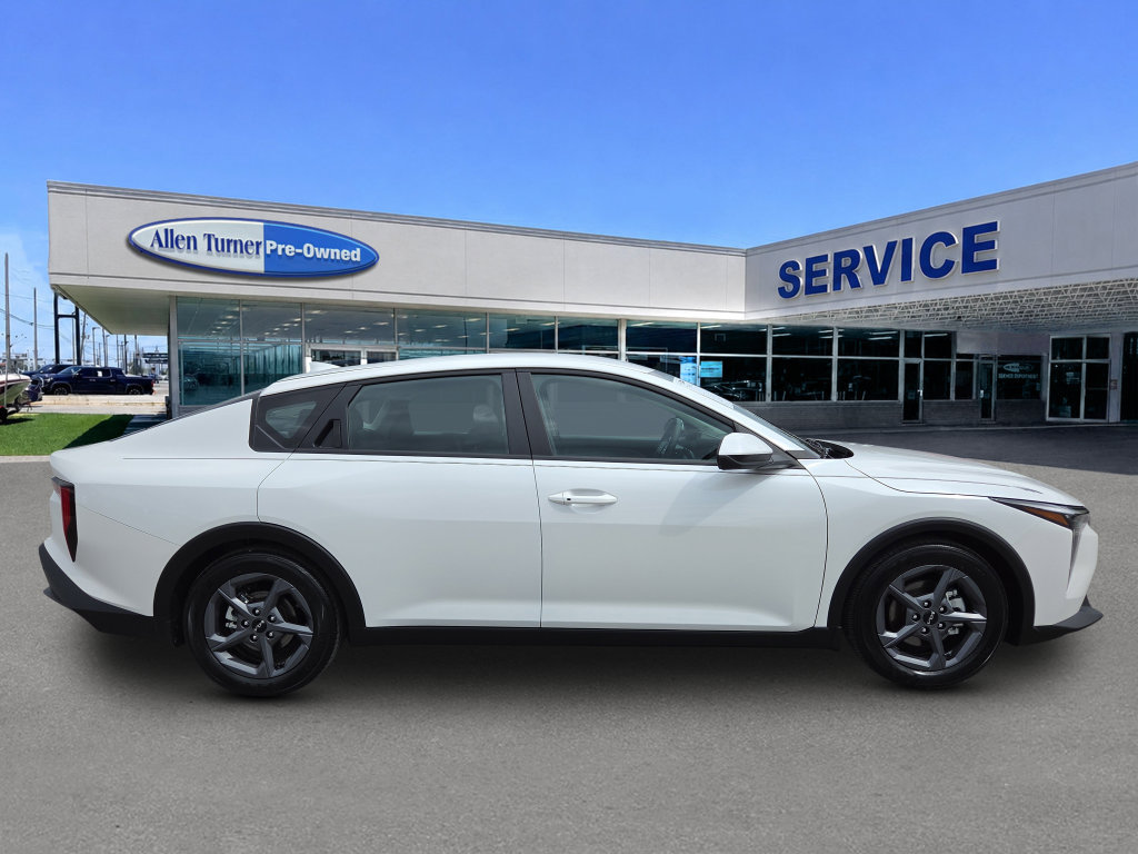 Used 2026 Kia K4 FWD image 9