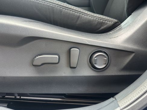 Used 2025 Subaru Legacy Premium AWD/4WD image 13