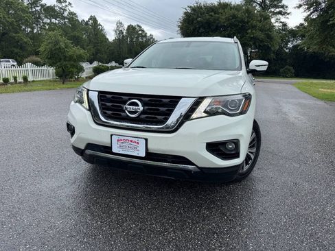 Used 2020 Nissan Pathfinder SL AWD/4WD image 27