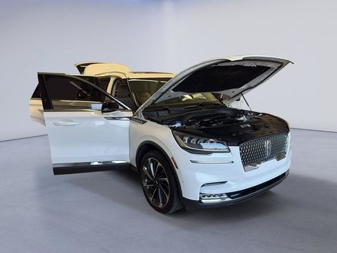 Used 2021 Lincoln Aviator Reserve w/ Equipment Group 201A AWD/4WD image 9