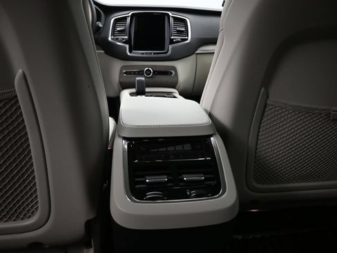 Used 2023 Volvo XC90 B5 Plus w/ Protection Package Premier AWD/4WD image 20