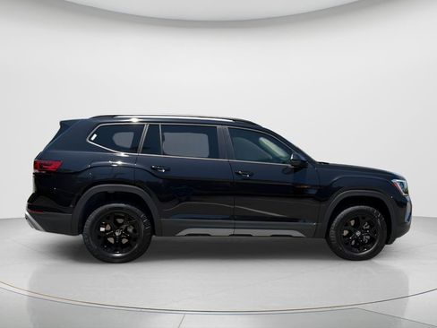 New 2026 Volkswagen Atlas Peak Edition AWD/4WD image 4