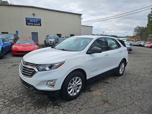 Used 2019 Chevrolet Equinox LS image 1