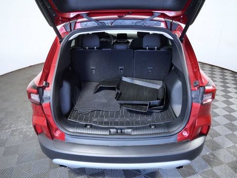 Certified 2023 Ford Escape Active AWD/4WD image 25