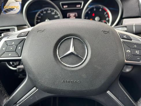 Used 2016 Mercedes-Benz GL 450 4MATIC image 23