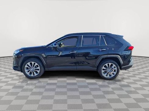 Used 2020 Toyota RAV4 Limited image 4
