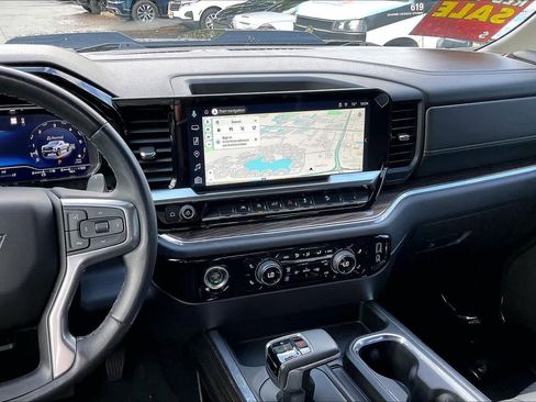 Used 2023 Chevrolet Silverado 1500 LT Trail Boss image 6