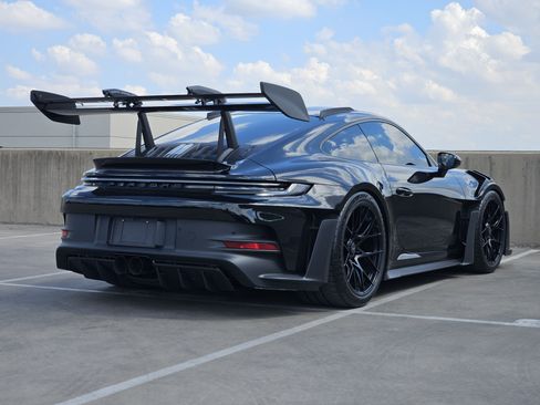 Certified 2025 Porsche 911 GT3 RS RWD image 8