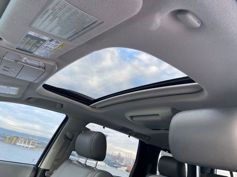 Used 2011 Toyota Sequoia Limited image 15