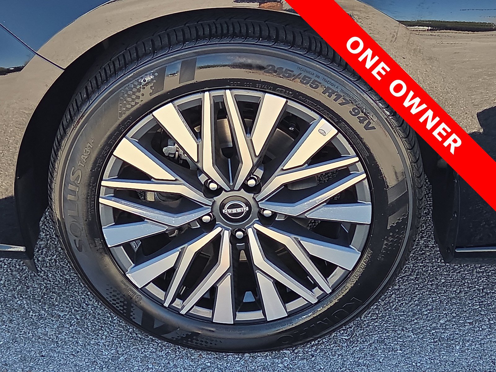 Used 2025 Nissan Altima 2.5 SV FWD image 7