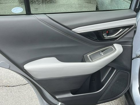 Used 2022 Subaru Outback Limited XT image 20