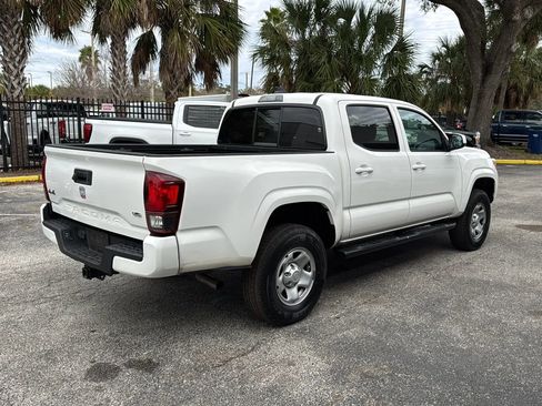 Used 2020 Toyota Tacoma SR image 7