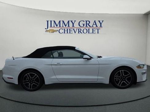 Used 2020 Ford Mustang Premium image 6