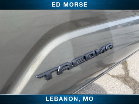Used 2024 Toyota Tacoma TRD Off-Road image 29