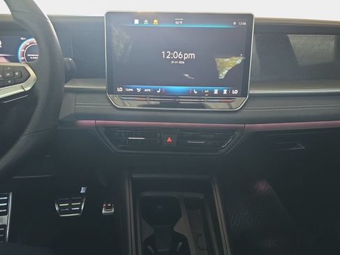 Used 2025 Volkswagen Tiguan SE R-Line AWD/4WD image 23