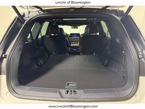 New 2026 Lincoln Aviator Reserve w/ Luxury Package AWD/4WD image 27