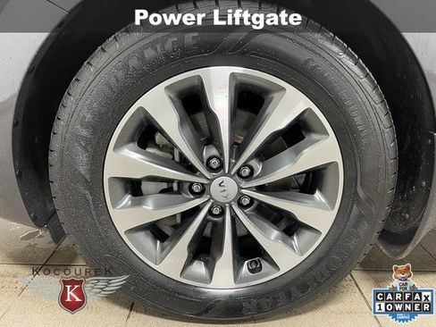 Used 2018 Kia Sedona SX FWD image 8