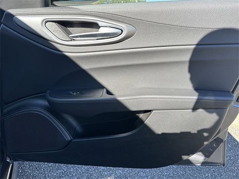 Used 2024 Alfa Romeo Giulia Ti image 14