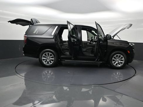 Used 2023 Chevrolet Tahoe Premier RWD image 34