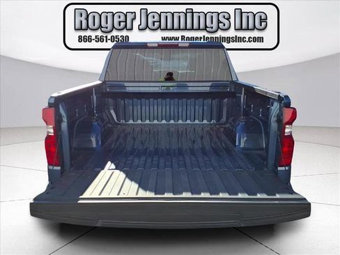 Used 2024 Chevrolet Silverado 1500 LT image 22