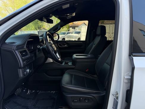 Used 2023 GMC Yukon SLT AWD/4WD image 38
