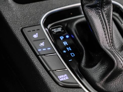 Used 2018 Hyundai Elantra GT w/ Tech Package 03 image 26